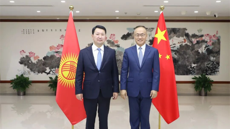 陈晓东署长会见吉尔吉斯斯坦副总理兼水资源、农业和加工业部部长阿昆别科夫