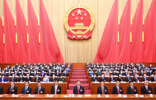 十四届全国人大一次会议在京闭幕 习近平发表重要讲话